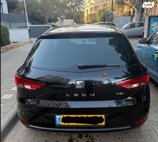 מודעת רכב סיאט לאון