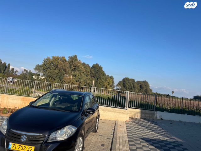 מודעת רכב סוזוקי קרוסאובר