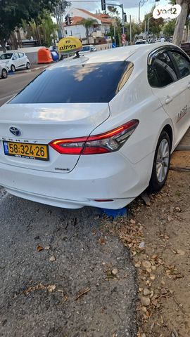 מודעת רכב טויוטה קאמרי