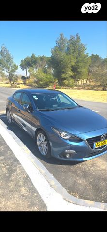 מודעת רכב מאזדה 3
