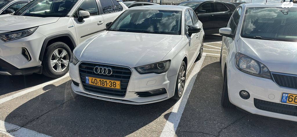 מודעת רכב אאודי A3