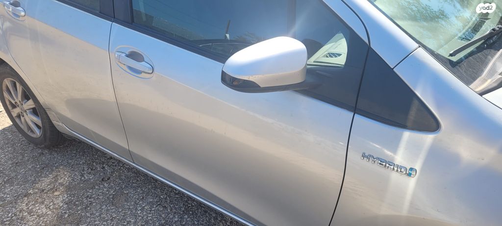 מודעת רכב טויוטה יאריס