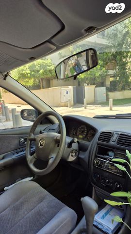 מודעת רכב מאזדה 323