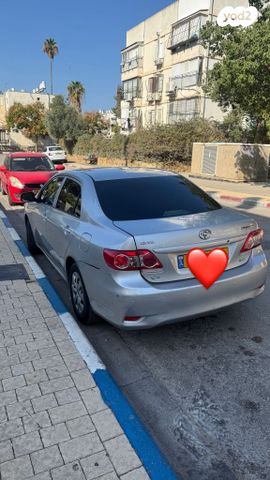מודעת רכב טויוטה קורולה