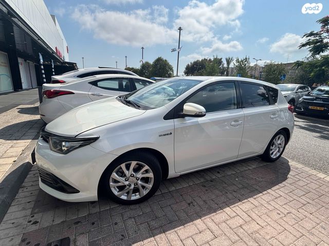 מודעת רכב טויוטה אוריס