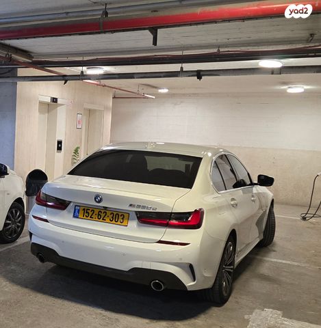 מודעת רכב ב מ וו סדרה 3