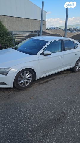 מודעת רכב סקודה סופרב