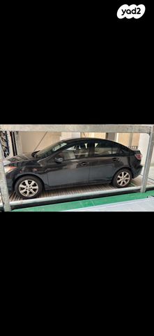 מודעת רכב מאזדה 3