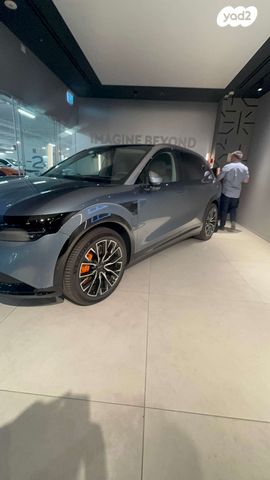 מודעת רכב זיקר 7X