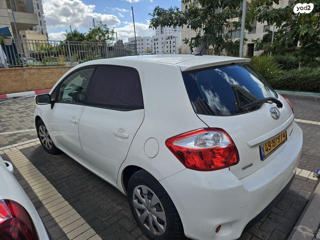 מודעת רכב טויוטה אוריס