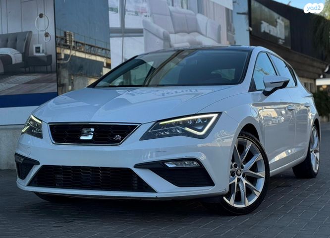 מודעת רכב סיאט לאון