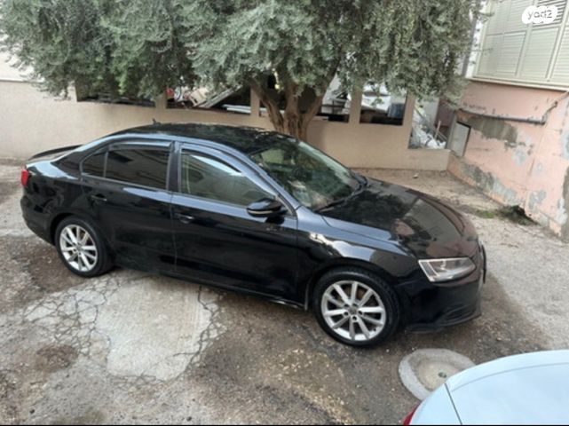 מודעת רכב פולקסווגן ג'טה