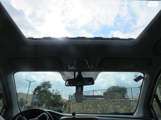 מודעת רכב ג'י.איי.סי GE3