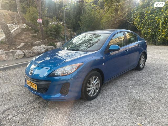 מודעת רכב מאזדה 3