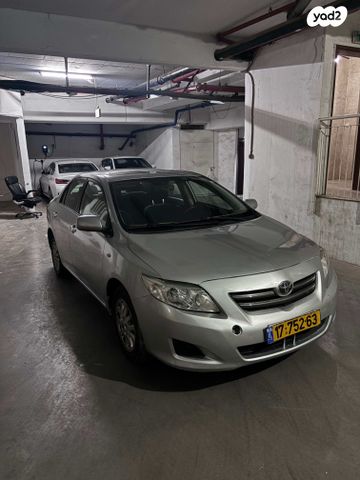 מודעת רכב טויוטה קורולה