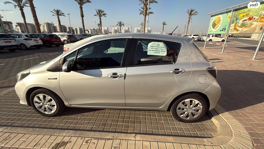 מודעת רכב טויוטה יאריס