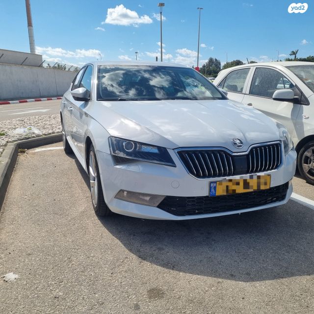 מודעת רכב סקודה סופרב