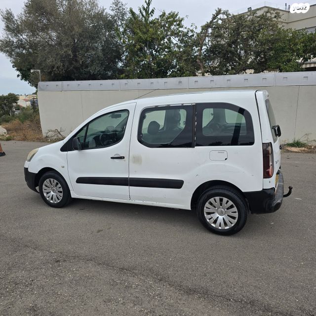 מודעת רכב סיטרואן ברלינגו