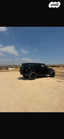 מודעת רכב ג'יפ רנגלר