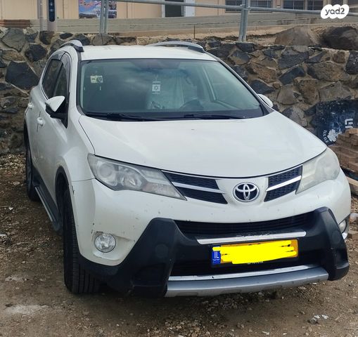 מודעת רכב טויוטה RAV4