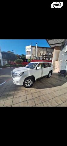 מודעת רכב טויוטה לנד קרוזר