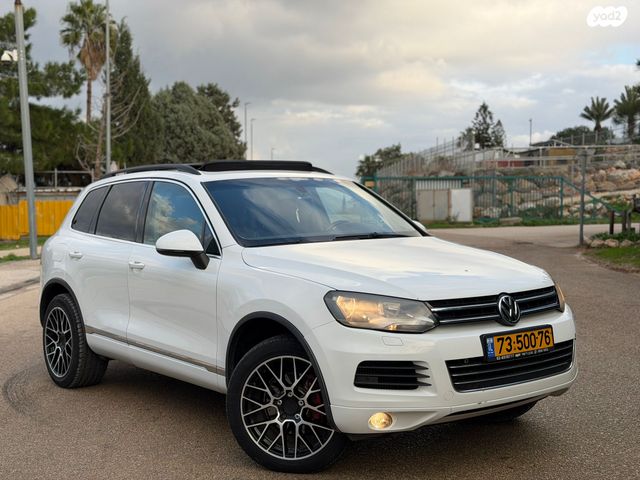 מודעת רכב פולקסווגן טוארג