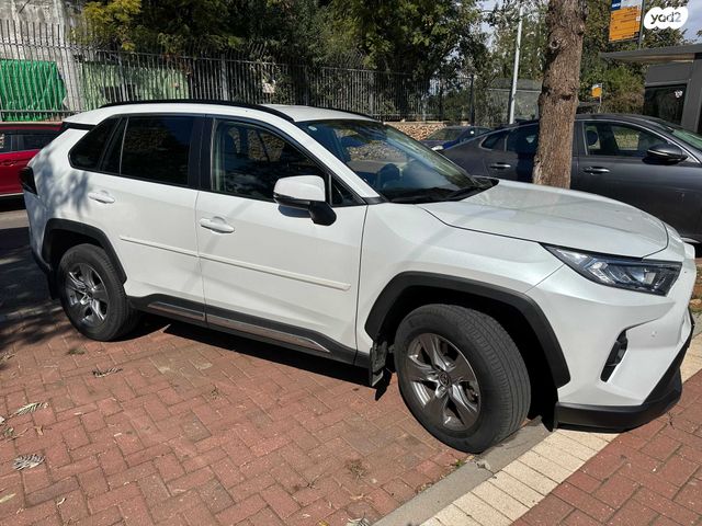מודעת רכב טויוטה RAV4