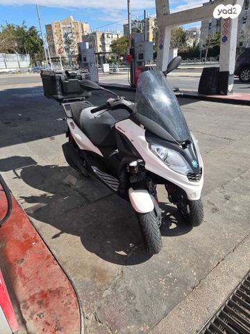 מודעת רכב פיאג'ו MP3 300 HPE