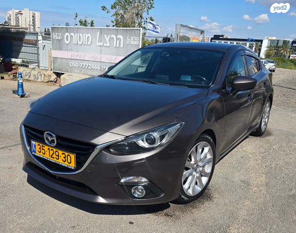 מודעת רכב מאזדה 3