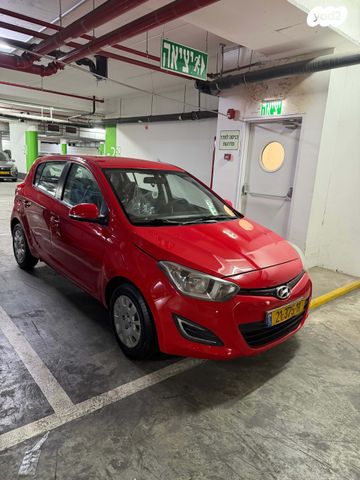 מודעת רכב יונדאי i20