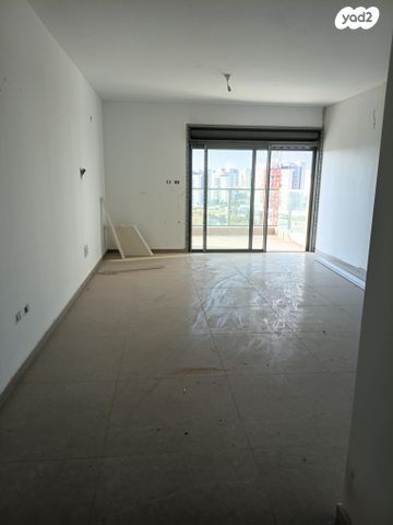 אחת עשרה הנקודות 1