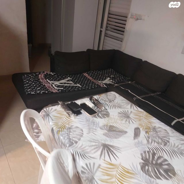 בית הערבה 10