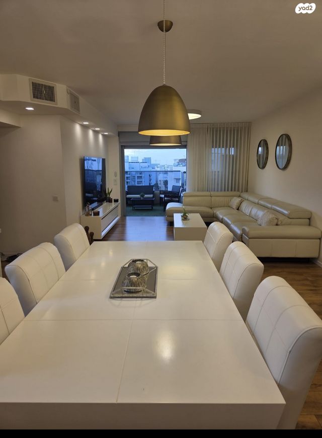 דירה, יפה אברהם 1, קרית רבין, חולון