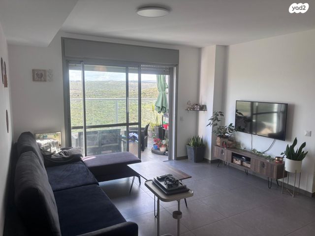 אליהו הנביא 56