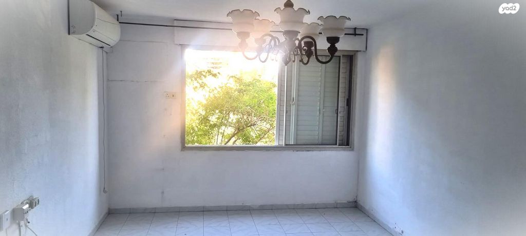 שדרות יעלים 84