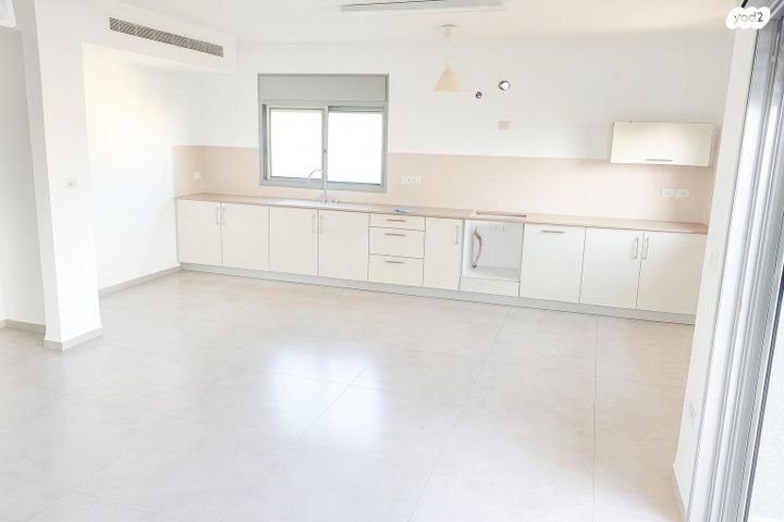 שמואל יבנאלי 9