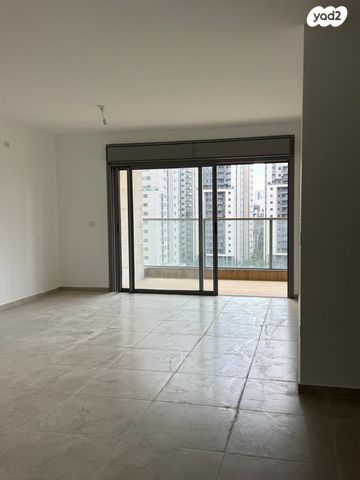 ברכה פולד 10