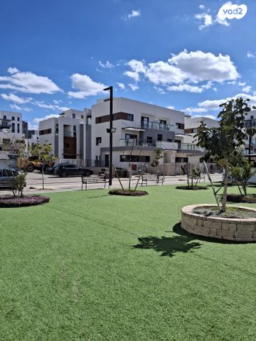 יצחק אבינו 10