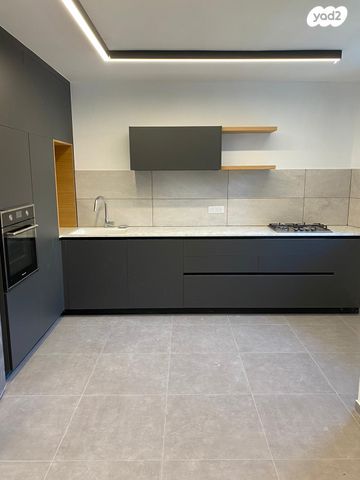 שדרות ירושלים 116