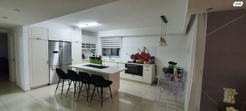 שביל חודשי השנה 