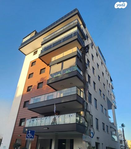 ד' / מערב מרכז העיר