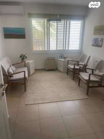 דירה, אלון, רמת השרון