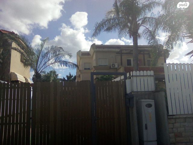 זלמן שניאור 