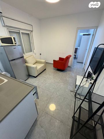 דרך יד לבנים 85