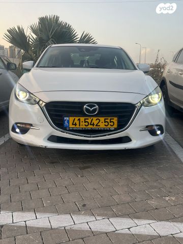 מודעת רכב מאזדה 3
