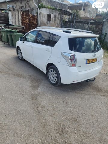 מודעת רכב טויוטה ורסו