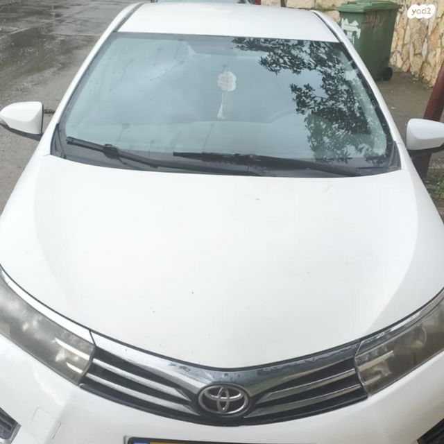 טויוטה קורולה