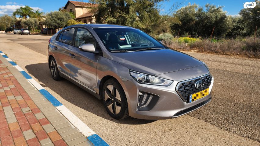 מודעת רכב יונדאי איוניק