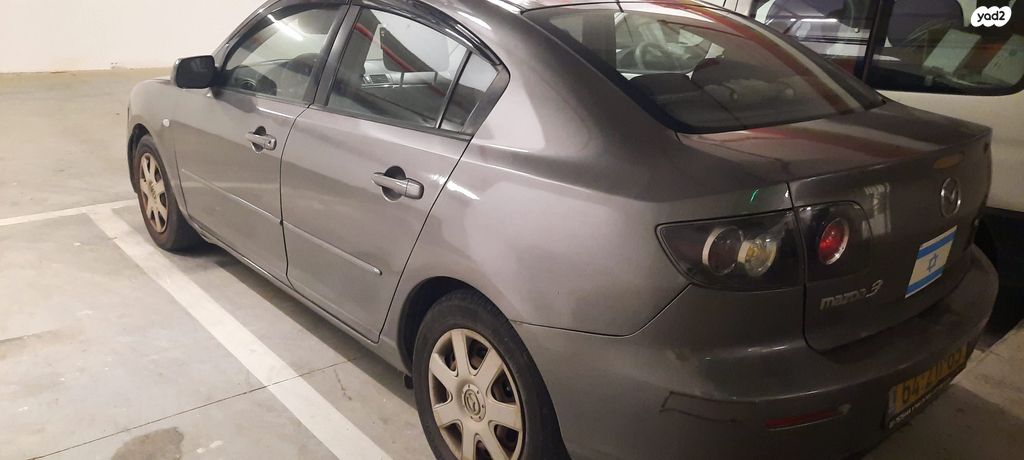 מודעת רכב מאזדה 3