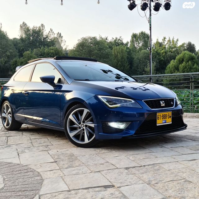 מודעת רכב סיאט לאון